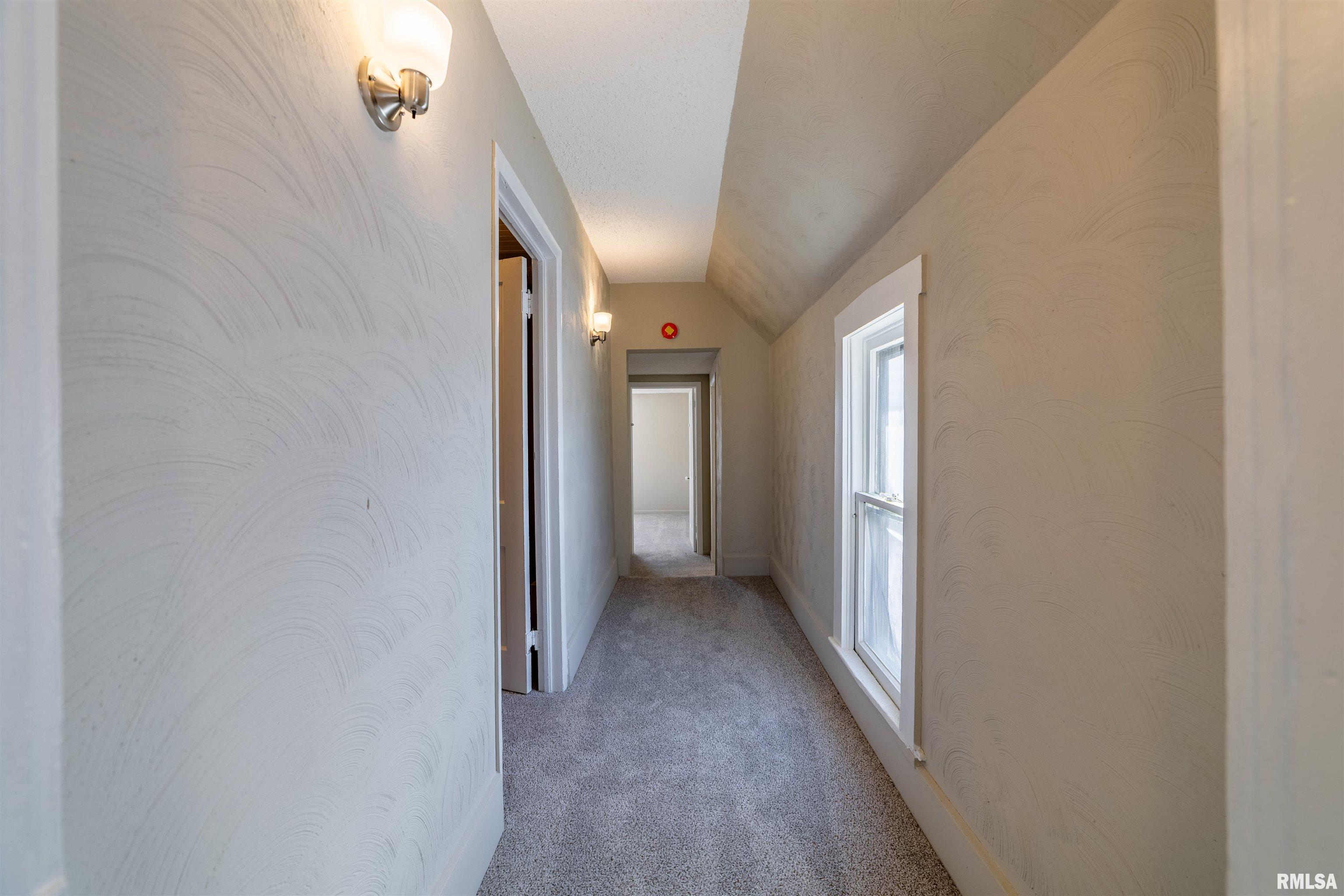 1324 North 9th Street Quincy, IL 62301 - Photo 9 of 31