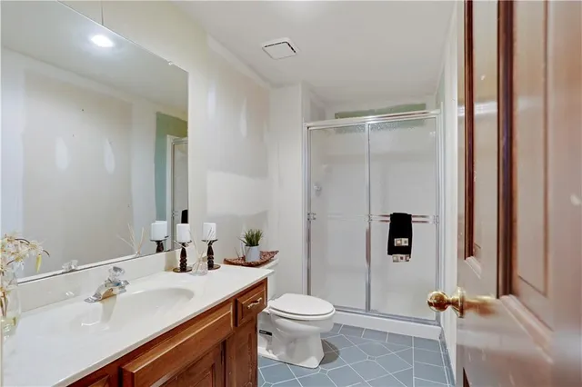 $810,000 | 12502 Delmar Street, Leawood, KS 66209