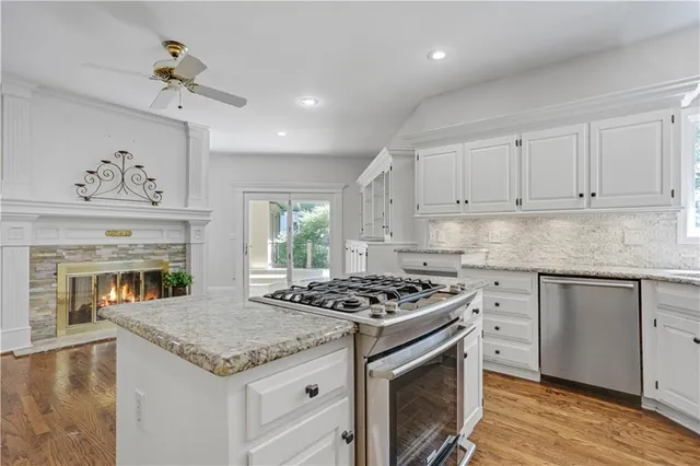 $810,000 | 12502 Delmar Street, Leawood, KS 66209