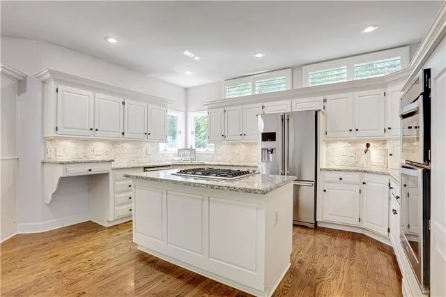 $810,000 | 12502 Delmar Street, Leawood, KS 66209