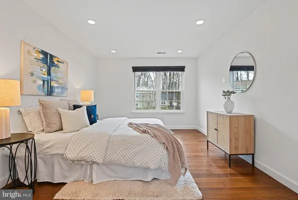 $835,000 | 1413 Bayshire Lane, Herndon, VA 20170