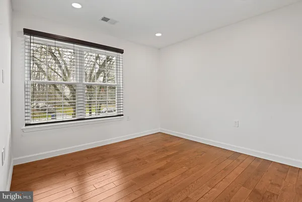 $835,000 | 1413 Bayshire Lane, Herndon, VA 20170