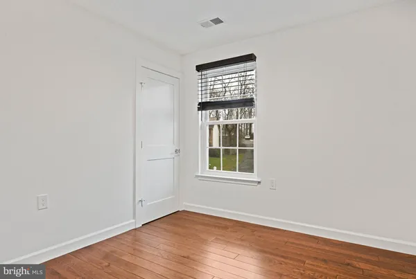 $835,000 | 1413 Bayshire Lane, Herndon, VA 20170