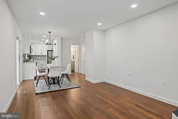 $835,000 | 1413 Bayshire Lane, Herndon, VA 20170