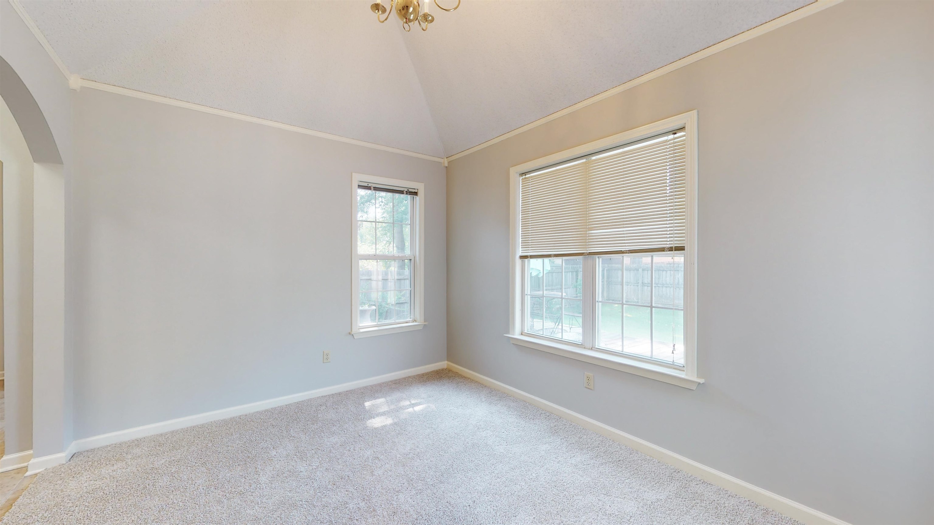 195 Cross Point Drive Collierville, TN 38017 - Photo 13 of 40 an empty room with windows