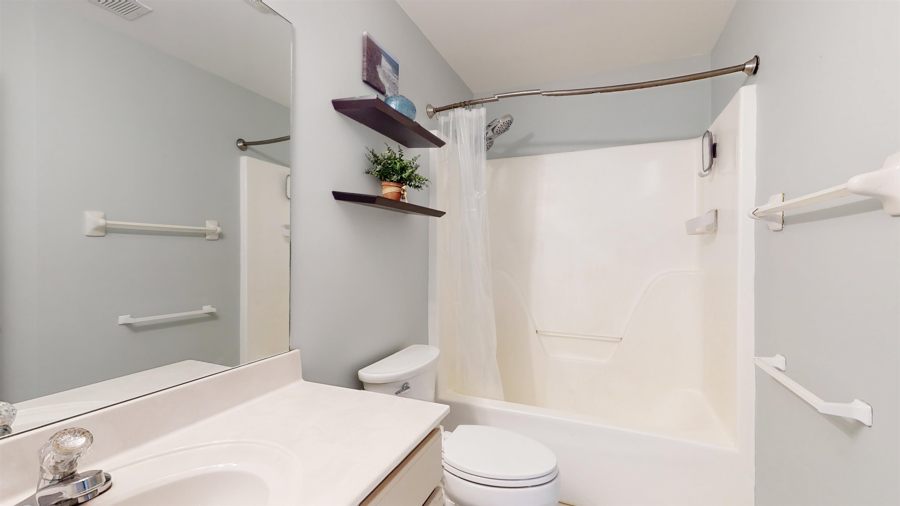 195 Cross Point Drive Collierville, TN 38017 - Photo 26 of 40 a bathroom with a toilet and a shower