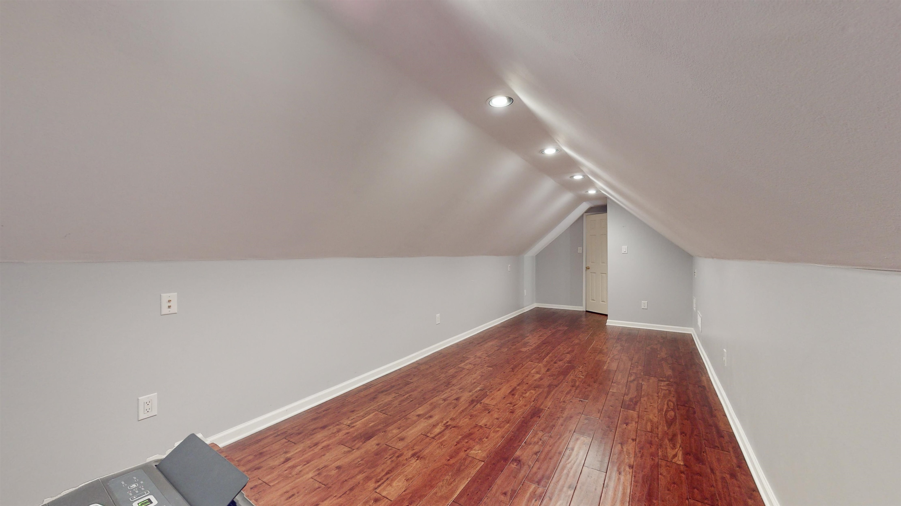 195 Cross Point Drive Collierville, TN 38017 - Photo 32 of 40 a view of an empty room with wooden floor