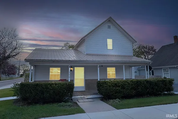 $299,900 | 175 North State Street, Shipshewana, IN 46565