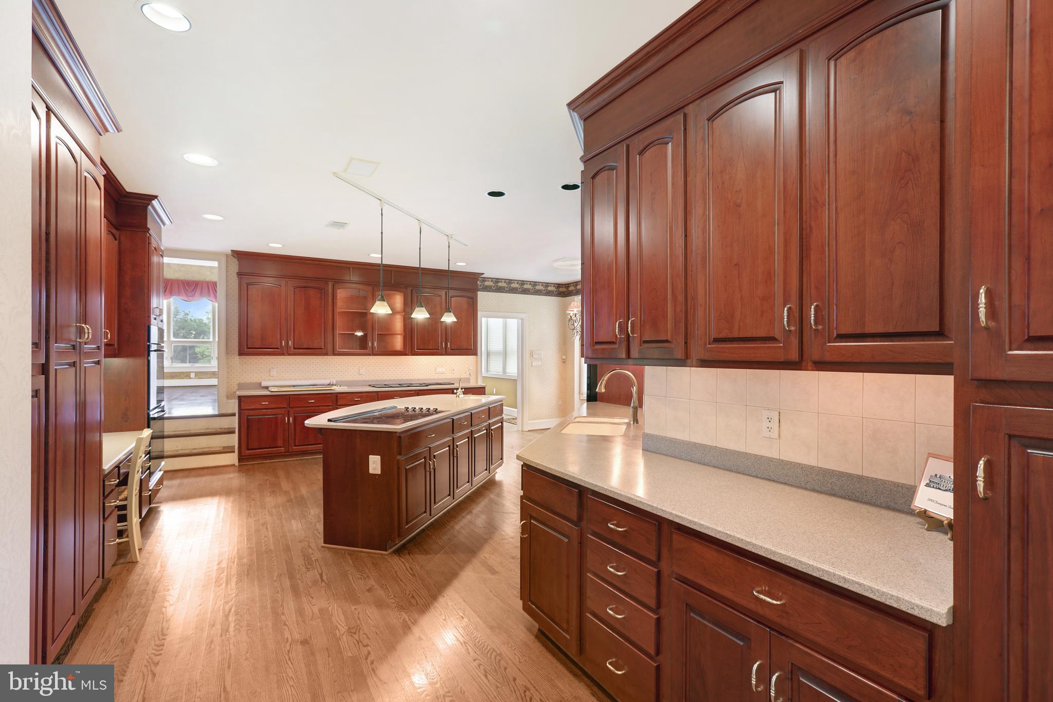 28900 Kemptown Road Damascus, MD 20872 - Photo 11 of 37