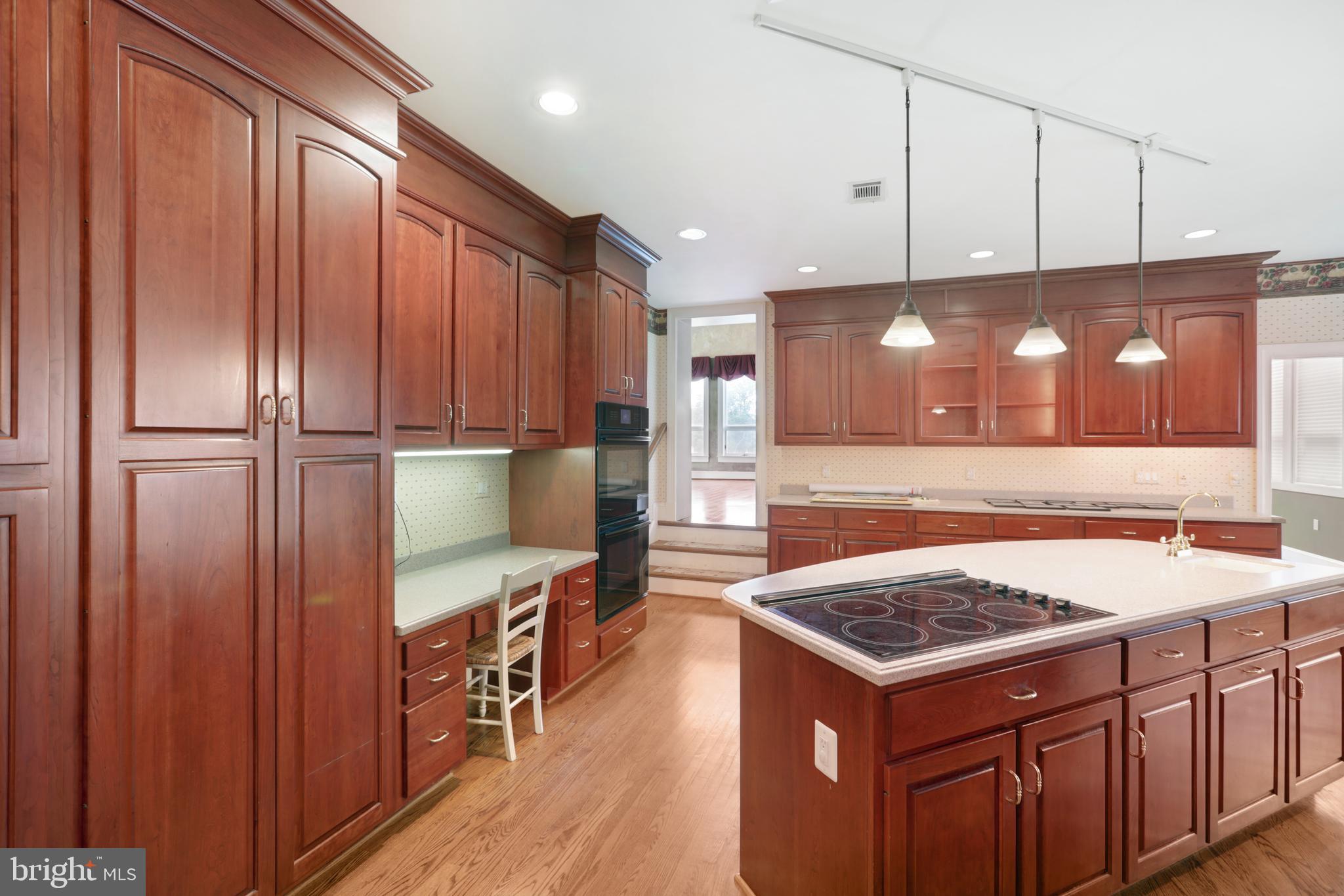 28900 Kemptown Road Damascus, MD 20872 - Photo 12 of 37