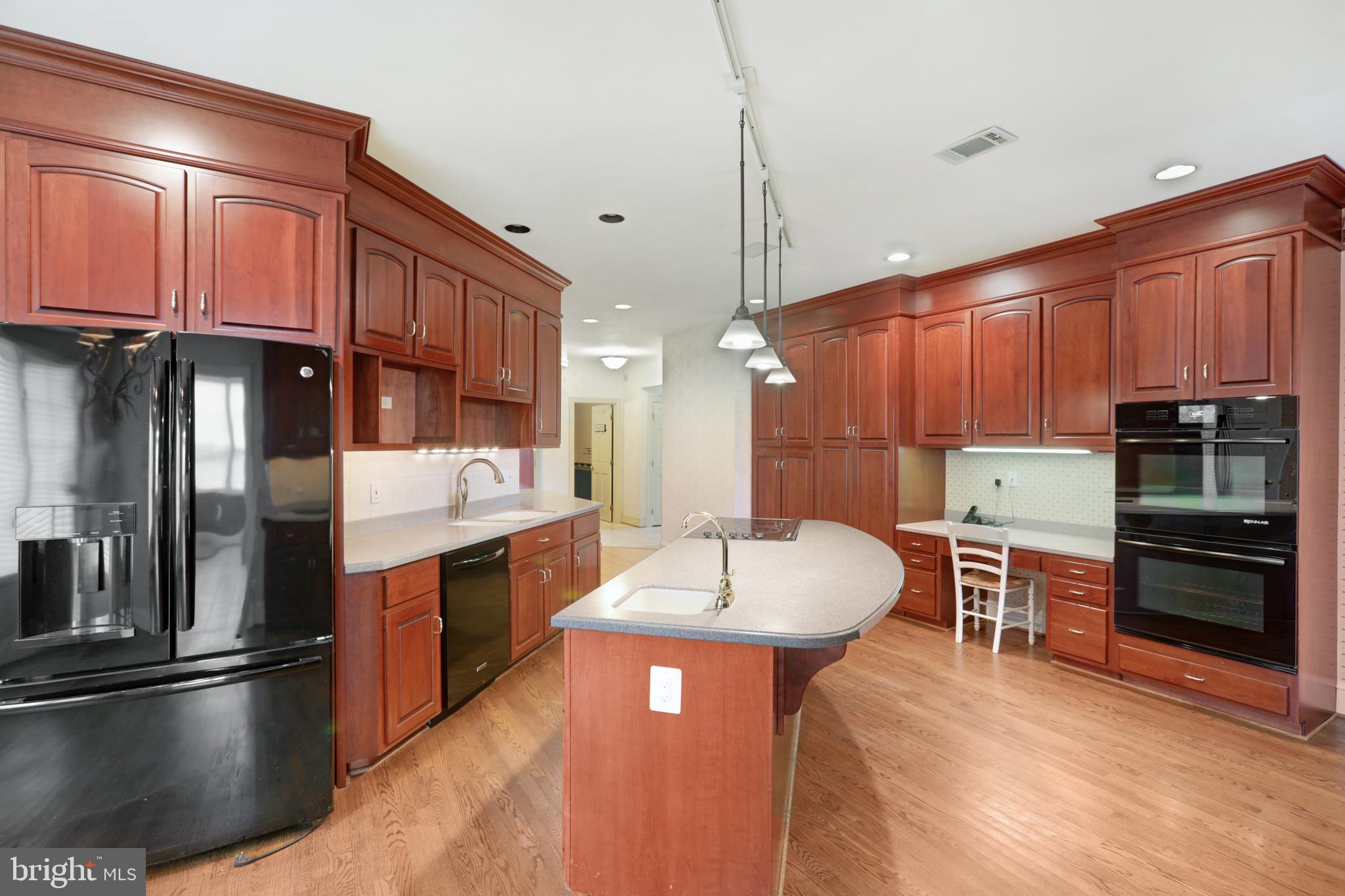 28900 Kemptown Road Damascus, MD 20872 - Photo 10 of 37