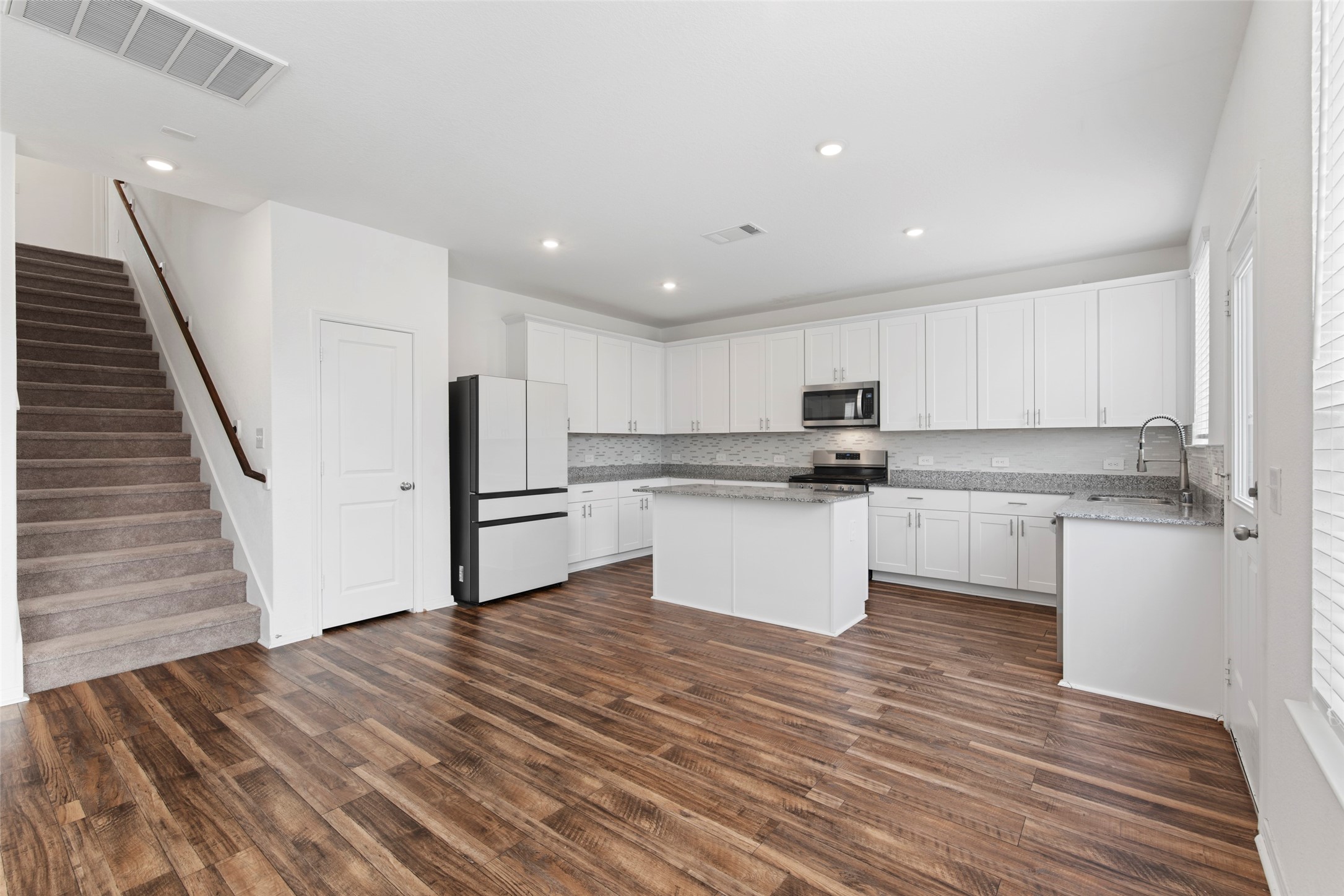 5730 Finely Run St Spring Spring, TX 77373 - Photo 9 of 26