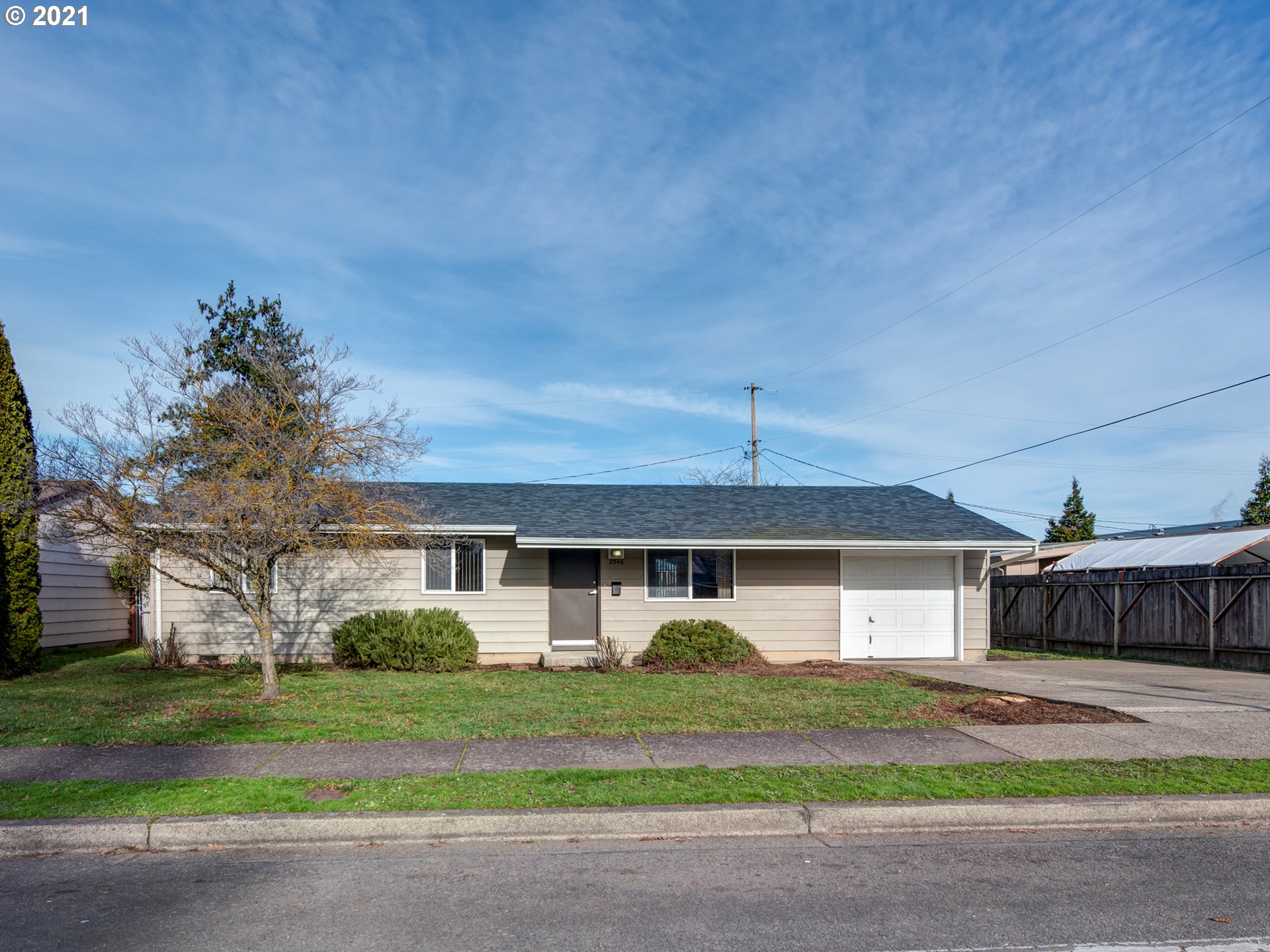 2546 Centennial Boulevard Springfield, OR 97477 - Photo 1 of 17 Gallery Image 1