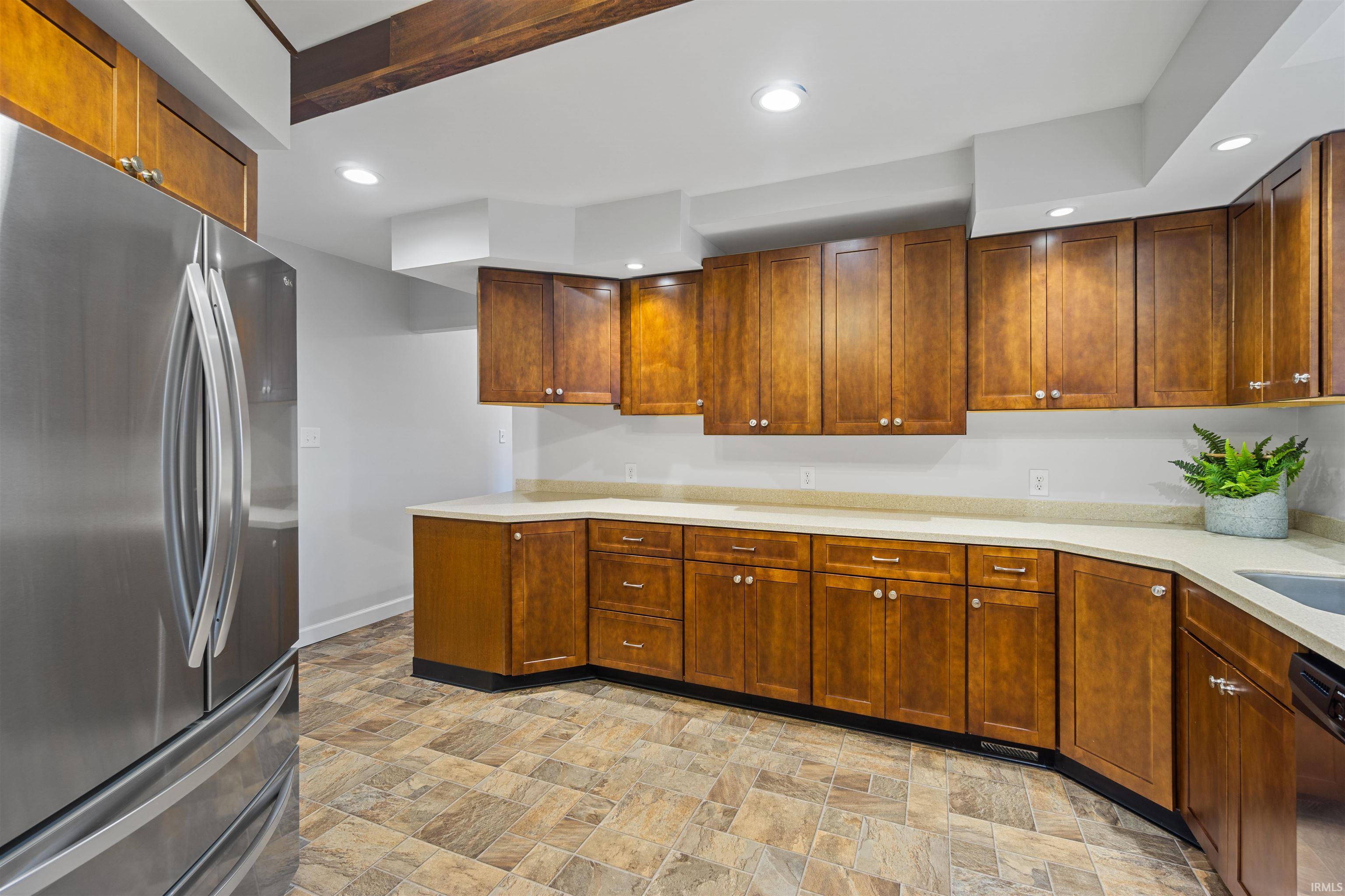 5579 North Huntington Road Marion, IN 46952 - Photo 17 of 33 Gallery Image 17