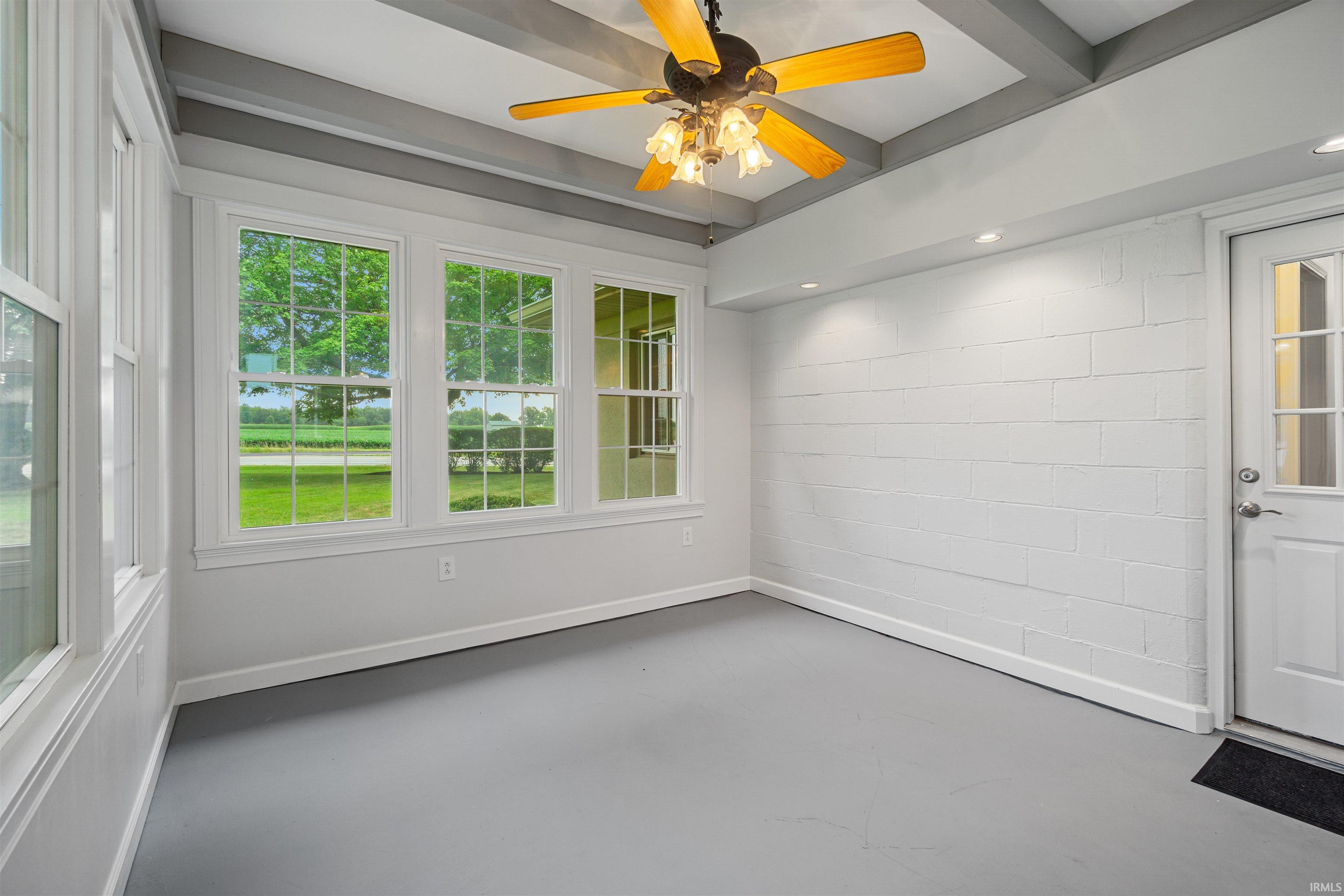 5579 North Huntington Road Marion, IN 46952 - Photo 24 of 33 Gallery Image 24