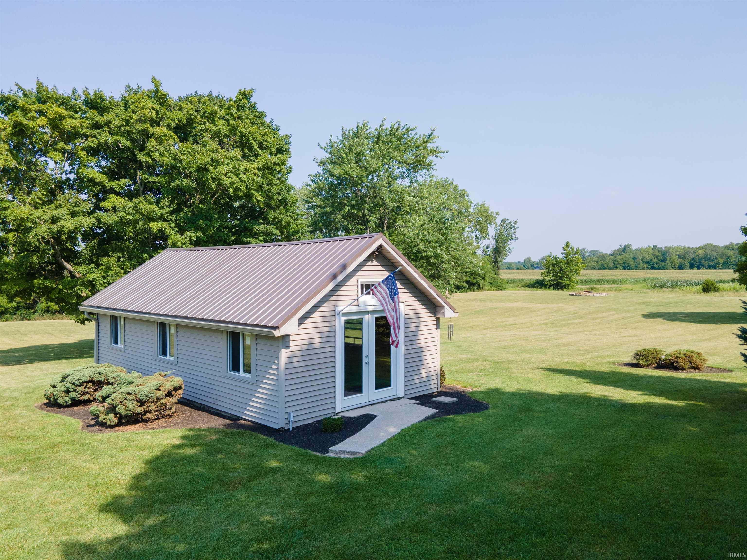 5579 North Huntington Road Marion, IN 46952 - Photo 32 of 33 Gallery Image 32