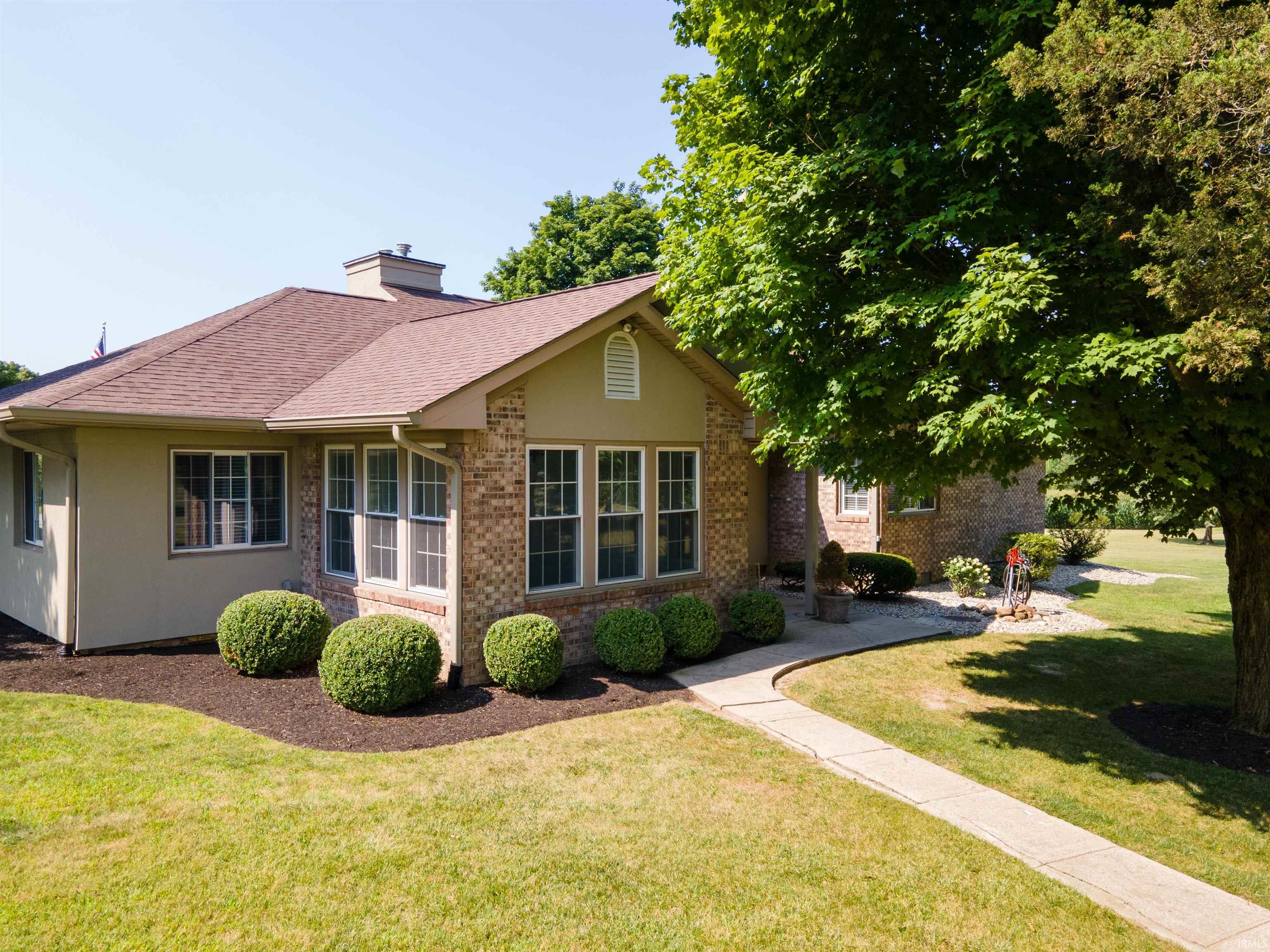 5579 North Huntington Road Marion, IN 46952 - Photo 4 of 33 Gallery Image 4
