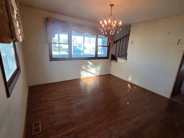 $430,000 | 2503 George Street, Rolling Meadows, IL 60008