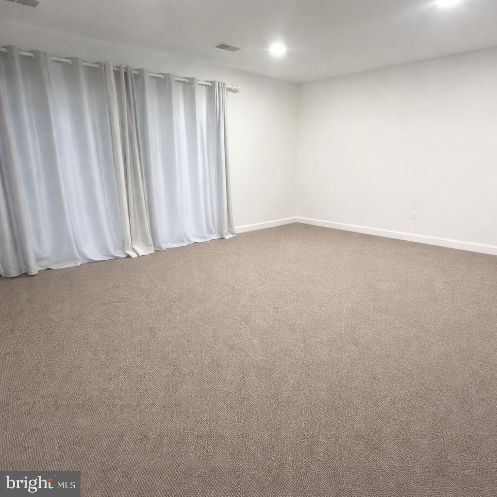 8966 Footed Ridge Columbia, MD 21045 - Photo 15 of 18