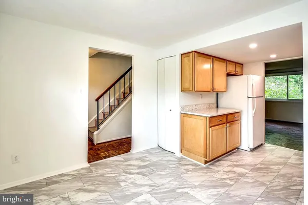 $2,700 | 8966 Footed Ridge, Columbia, MD 21045