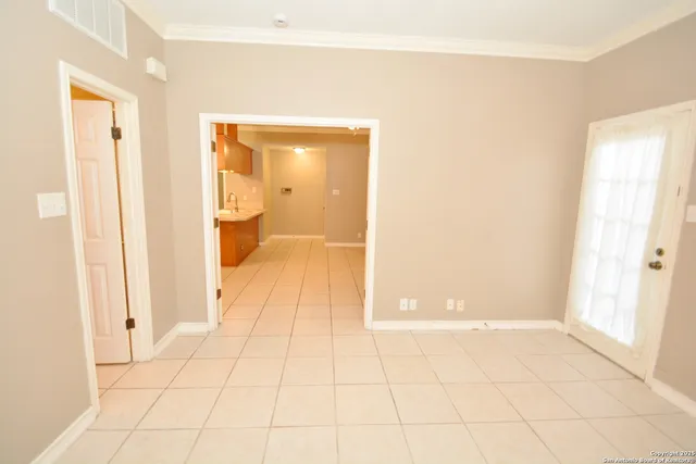 $995 | 12446 Starcrest Drive, Unit 403, San Antonio, TX 78216