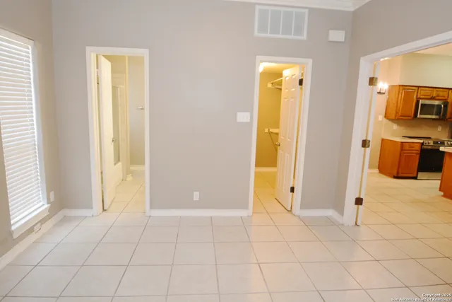 $995 | 12446 Starcrest Drive, Unit 403, San Antonio, TX 78216