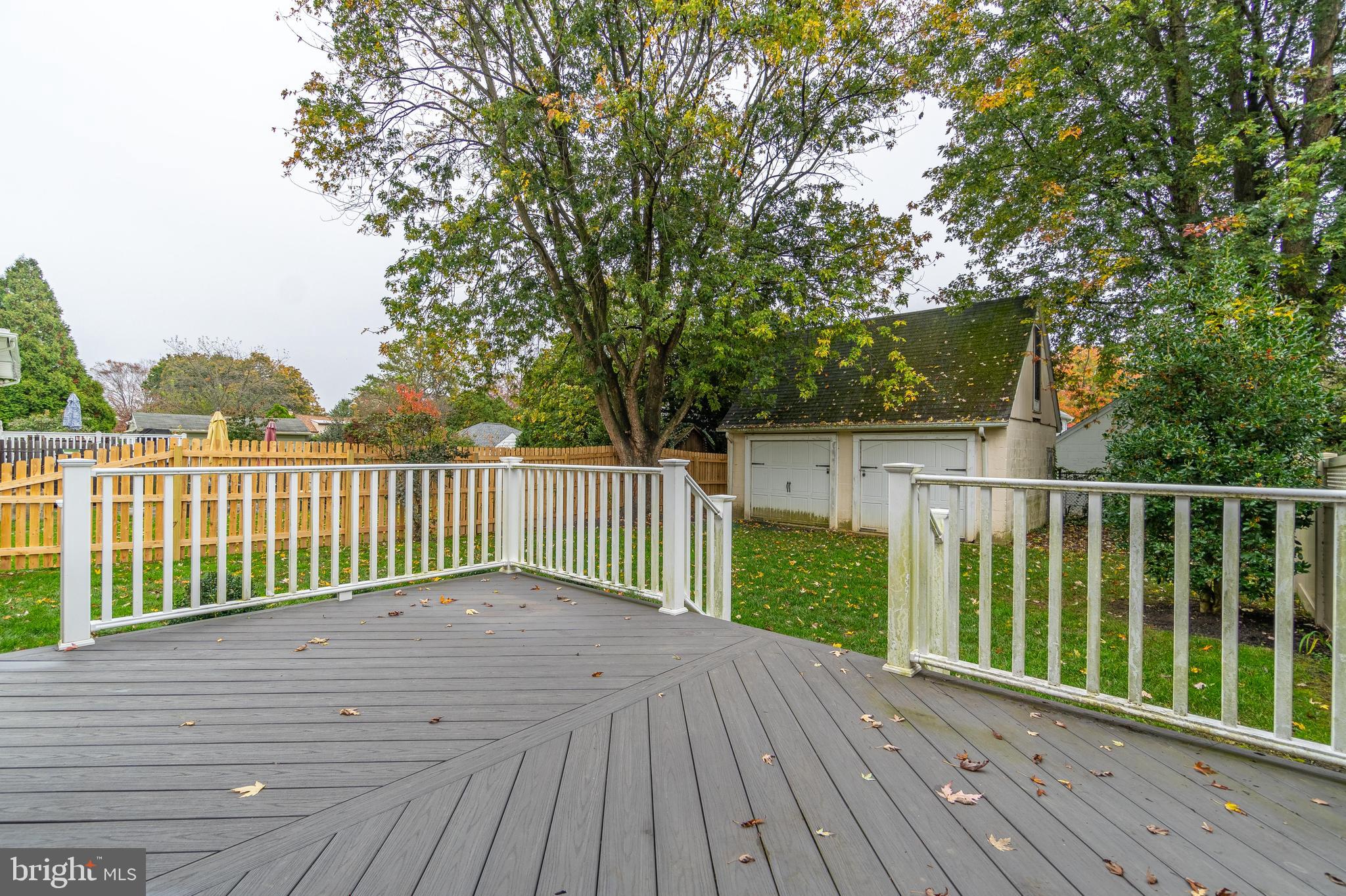 125 Grandview Road Ardmore, PA 19003 - Photo 18 of 39 Private Deck