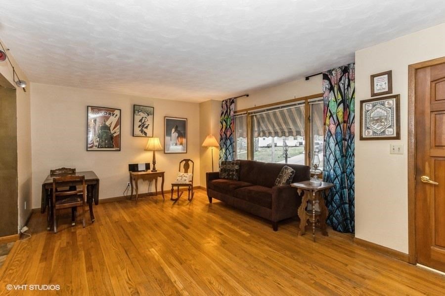 1320 Prairie Du Chien Road Iowa City, IA 52245 - Photo 3 of 26 Gallery Image 3