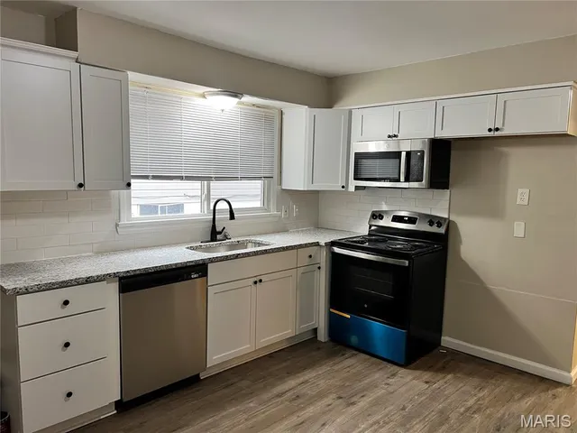 $149,900 | 273 Buddie Avenue, St. Louis, MO 63135