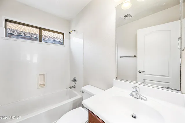 $2,500 | 8310 South 47th Lane, Laveen, AZ 85339