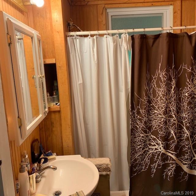 39 Highland Road Brevard, NC 28712 - Photo 4 of 9 Gallery Image 4
