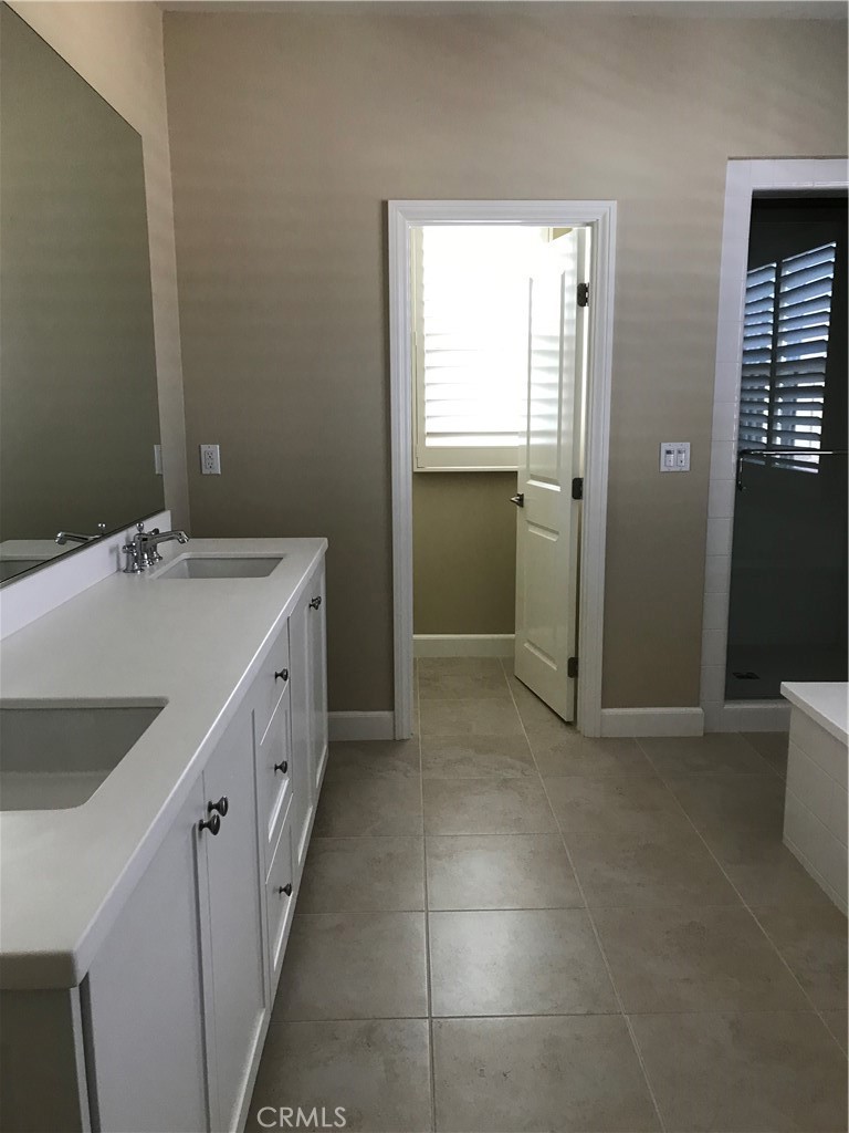 109 Outpost Irvine, CA 92620 - Photo 12 of 17