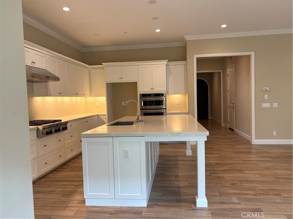 109 Outpost Irvine, CA 92620 - Photo 6 of 17