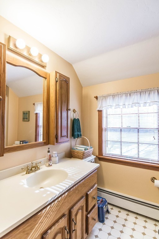 39 Glendale Road Sturbridge, MA 01518 - Photo 20 of 28