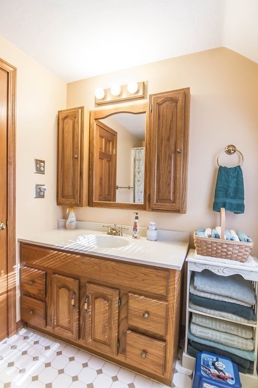 39 Glendale Road Sturbridge, MA 01518 - Photo 21 of 28