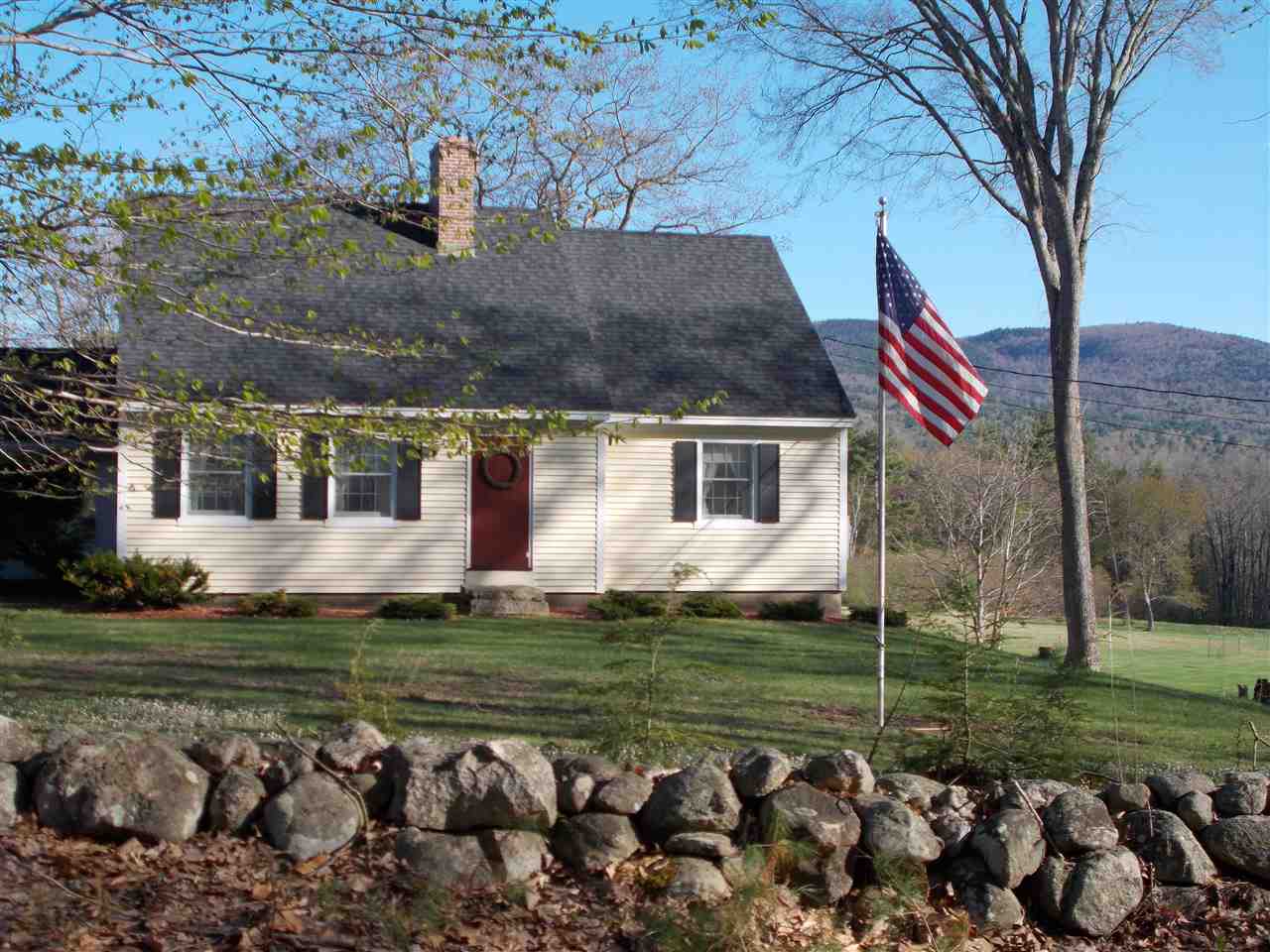 135 Village Road Freedom, NH 03836 - Photo 4 of 32 Gallery Image 4