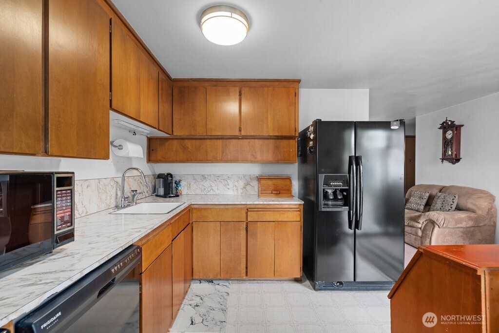 11939 Southeast 169th Place Renton, WA 98058 - Photo 12 of 25