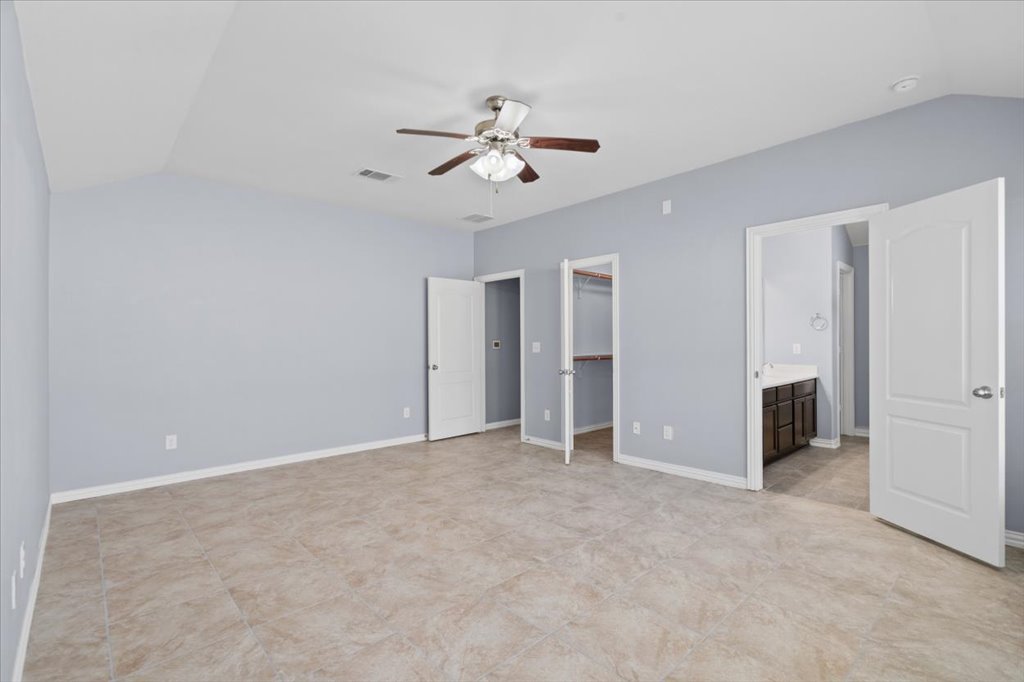 388 Pond View Pass Buda, TX 78610 - Photo 12 of 24