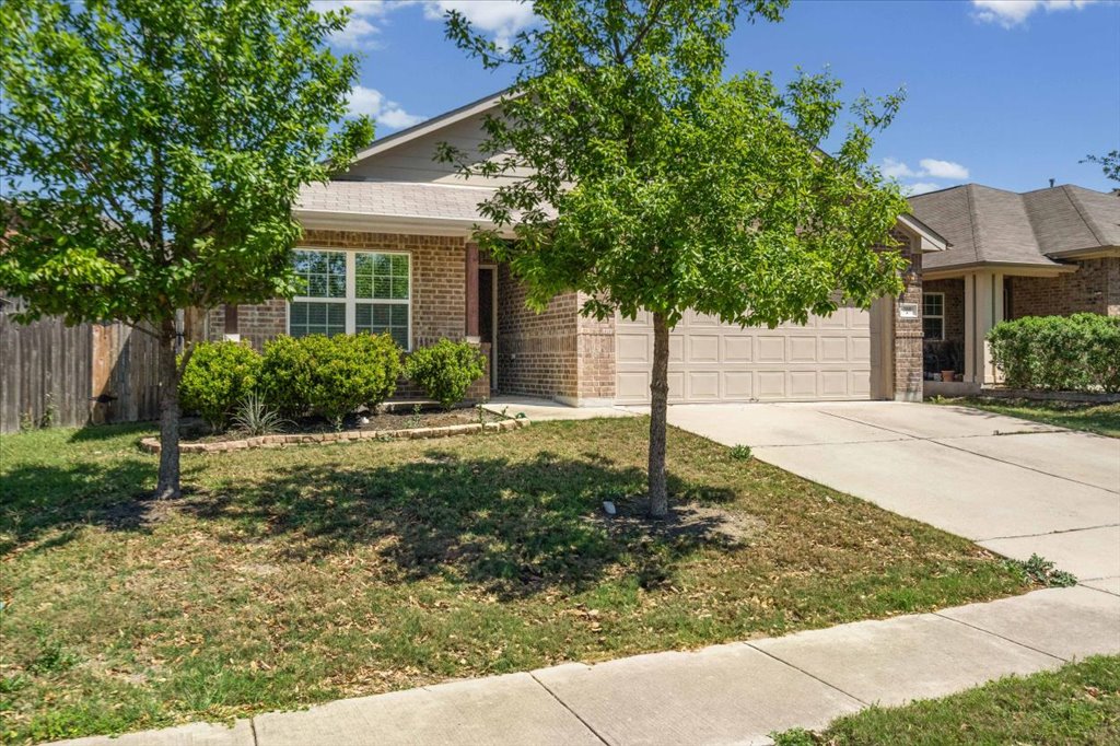 388 Pond View Pass Buda, TX 78610 - Photo 2 of 24