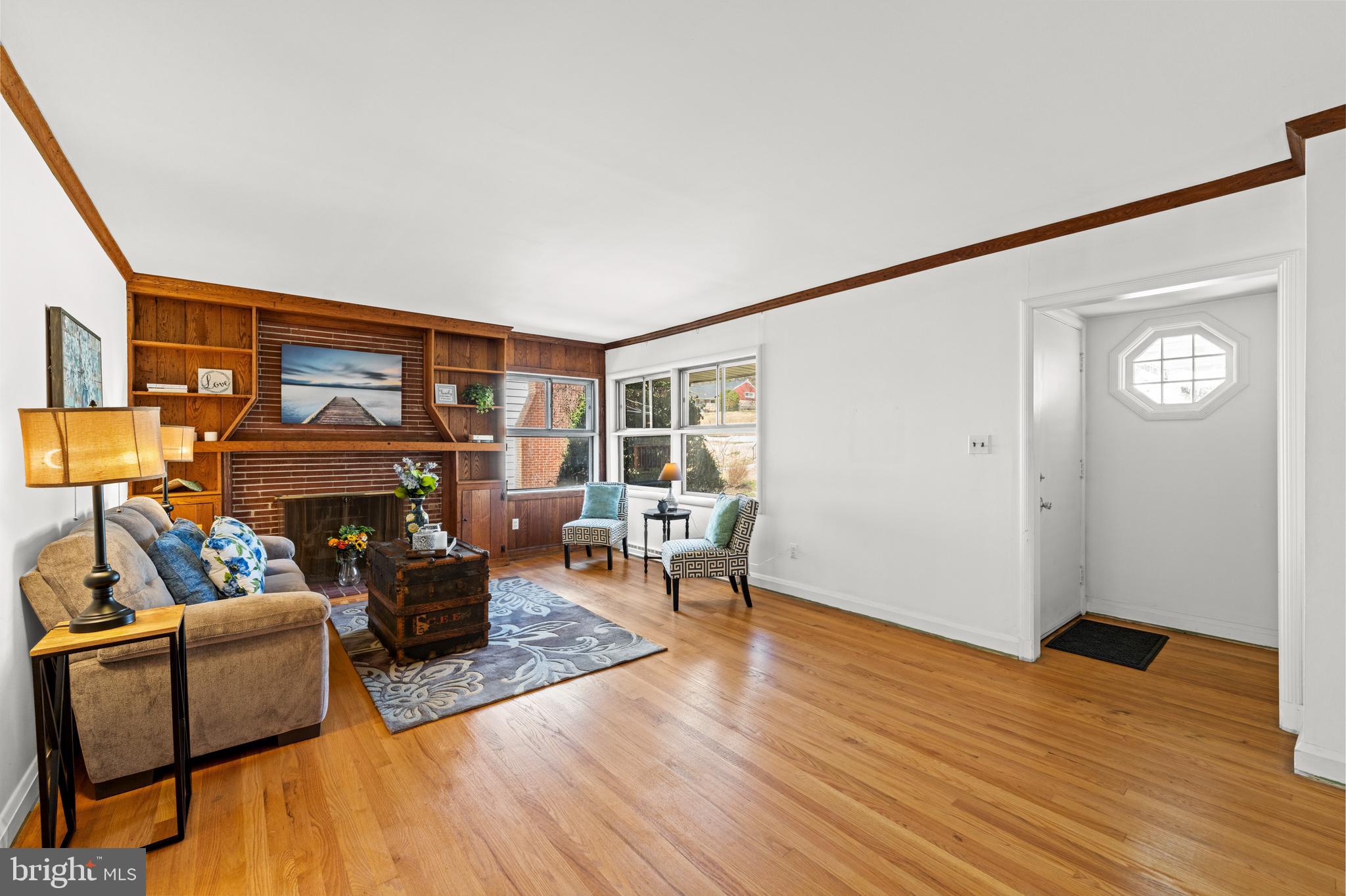 6732 Glenkirk Road Baltimore, MD 21239 - Photo 4 of 33 Gallery Image 4