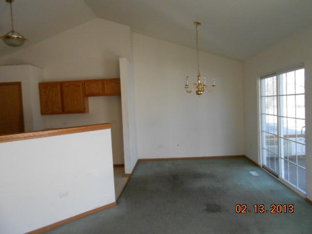 944 Garden Lane Homewood, IL 60430 - Photo 5 of 9