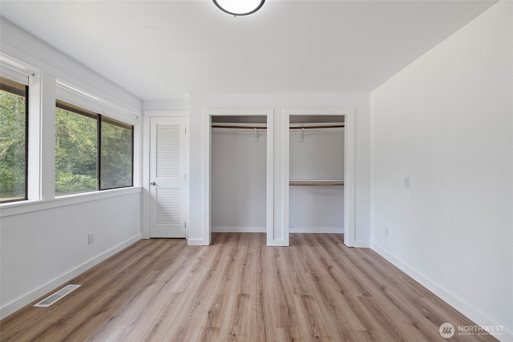 16694 Mountain View Road Mount Vernon, WA 98274 - Photo 28 of 40 Gallery Image 28