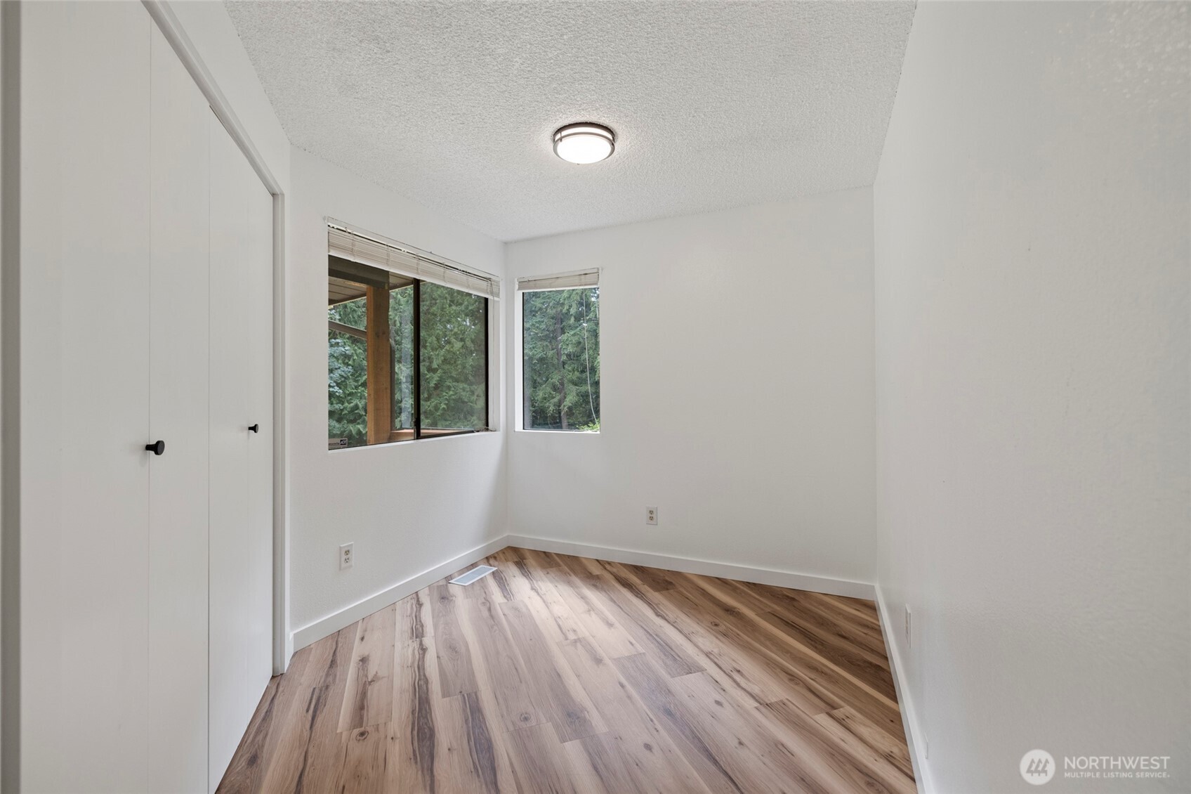 16694 Mountain View Road Mount Vernon, WA 98274 - Photo 31 of 40 Gallery Image 31