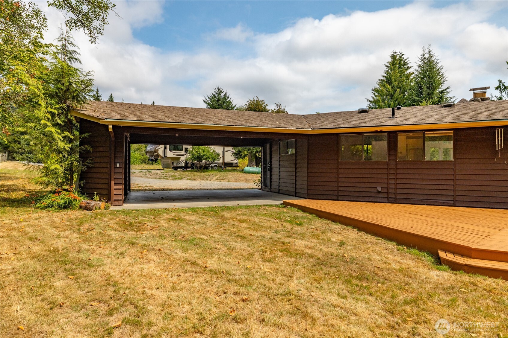 16694 Mountain View Road Mount Vernon, WA 98274 - Photo 8 of 40 Gallery Image 8