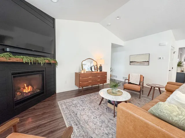 $395,000 | 1419 North Park Street, Fergus Falls, MN 56537