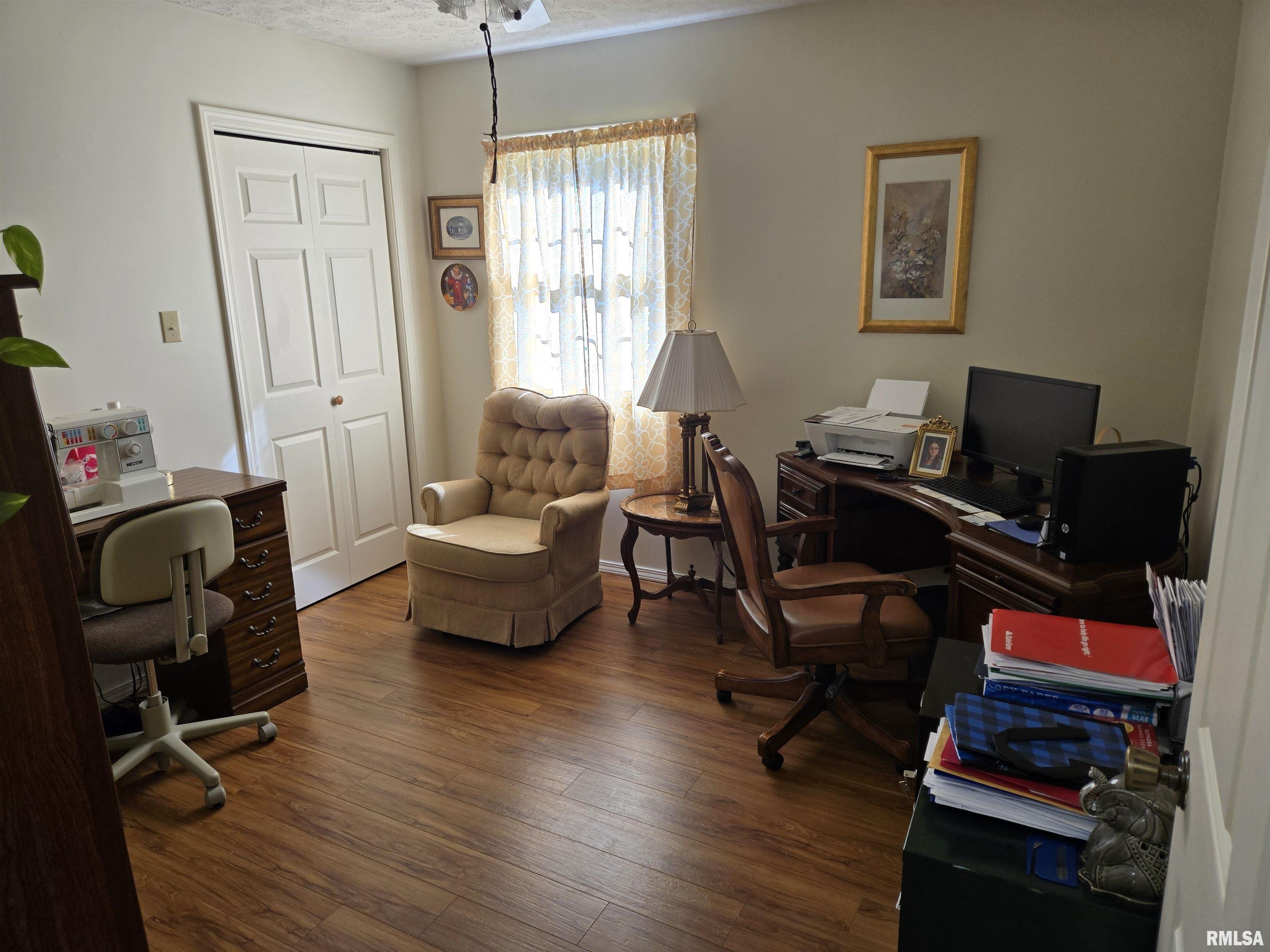 1708 Remington Road Marion, IL 62959 - Photo 16 of 25