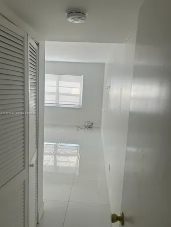 $1,750 | 3048 Sunrise Lakes Drive East, Unit 411, Sunrise, FL 33322