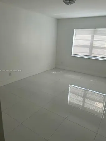 $1,750 | 3048 Sunrise Lakes Drive East, Unit 411, Sunrise, FL 33322