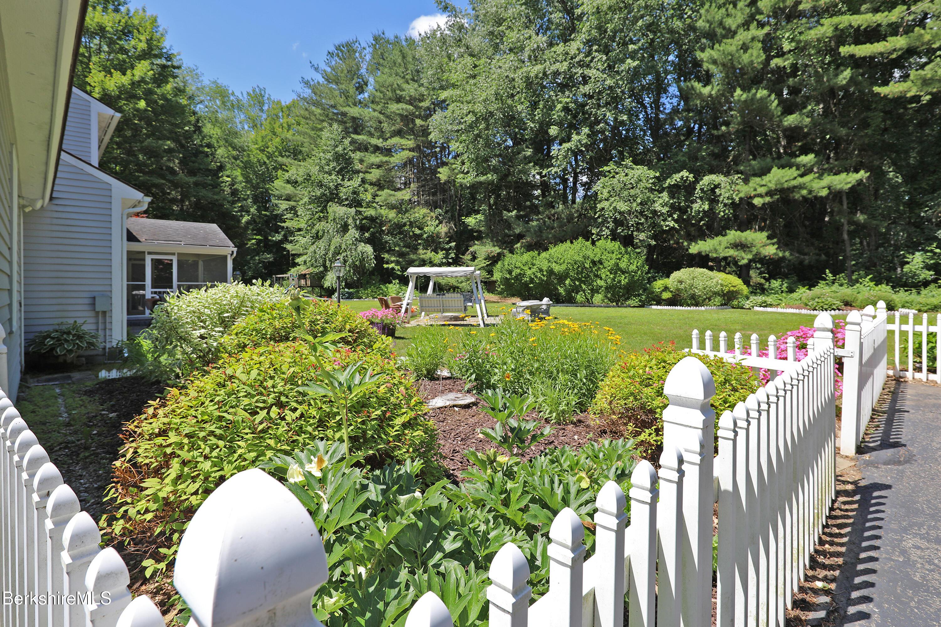 576 Holmes Road Pittsfield, MA 01201 - Photo 49 of 55 LANDACAPED