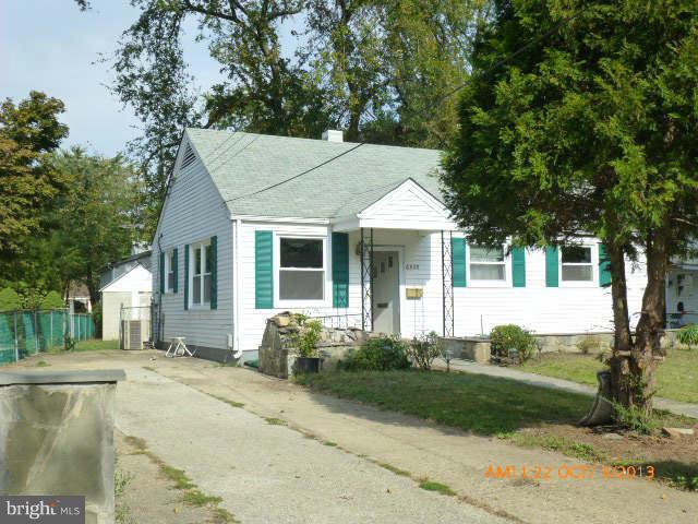 6928 Oak Ridge Road Falls Church, VA 22042 - Photo 2 of 19 Exterior (Front)